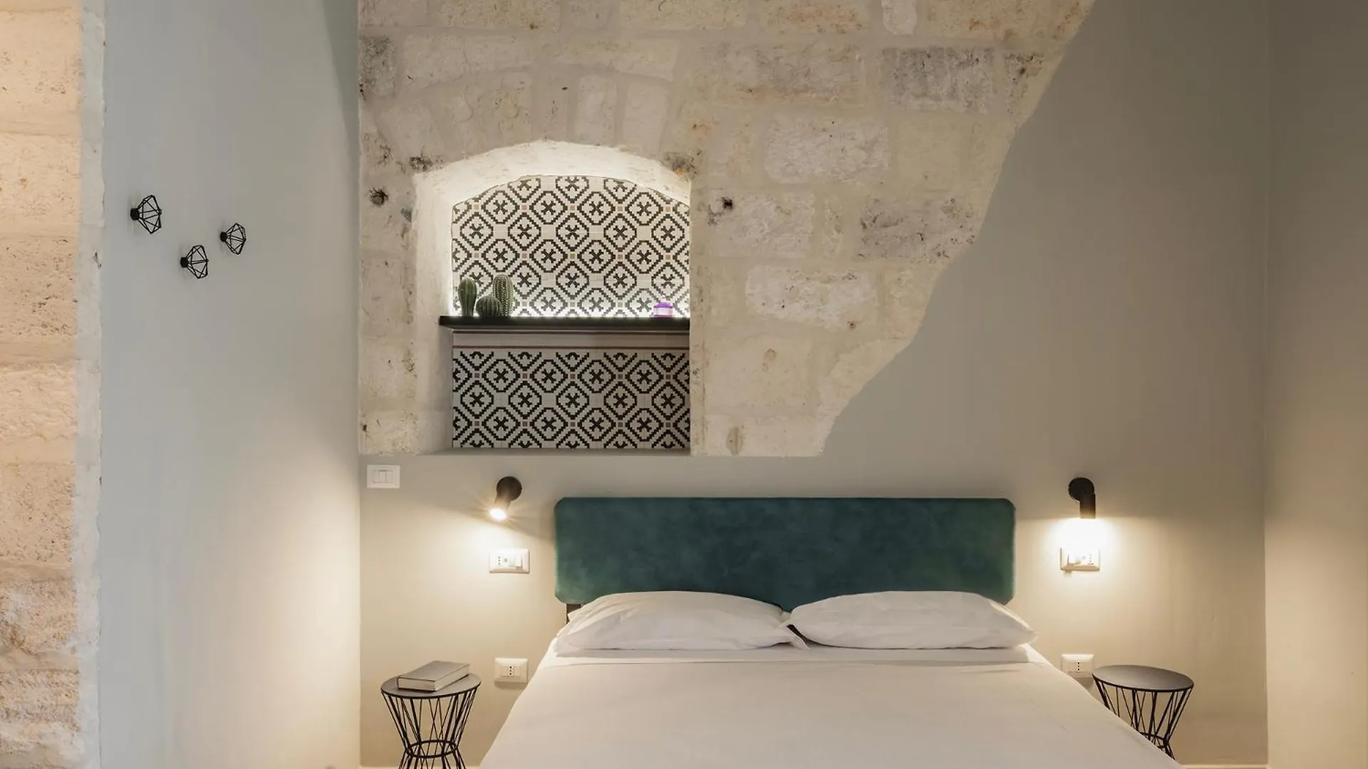 Almica24 Hotel Bari