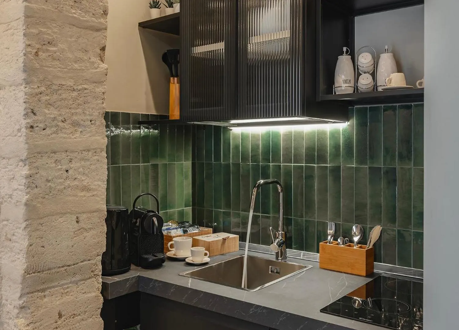 Hotel Almica24 à Bari Maison d'hôtes