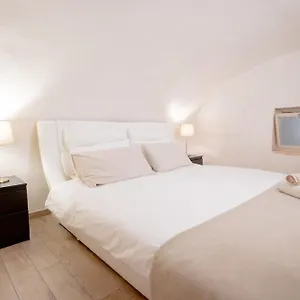 Appartement House 78, Bari
